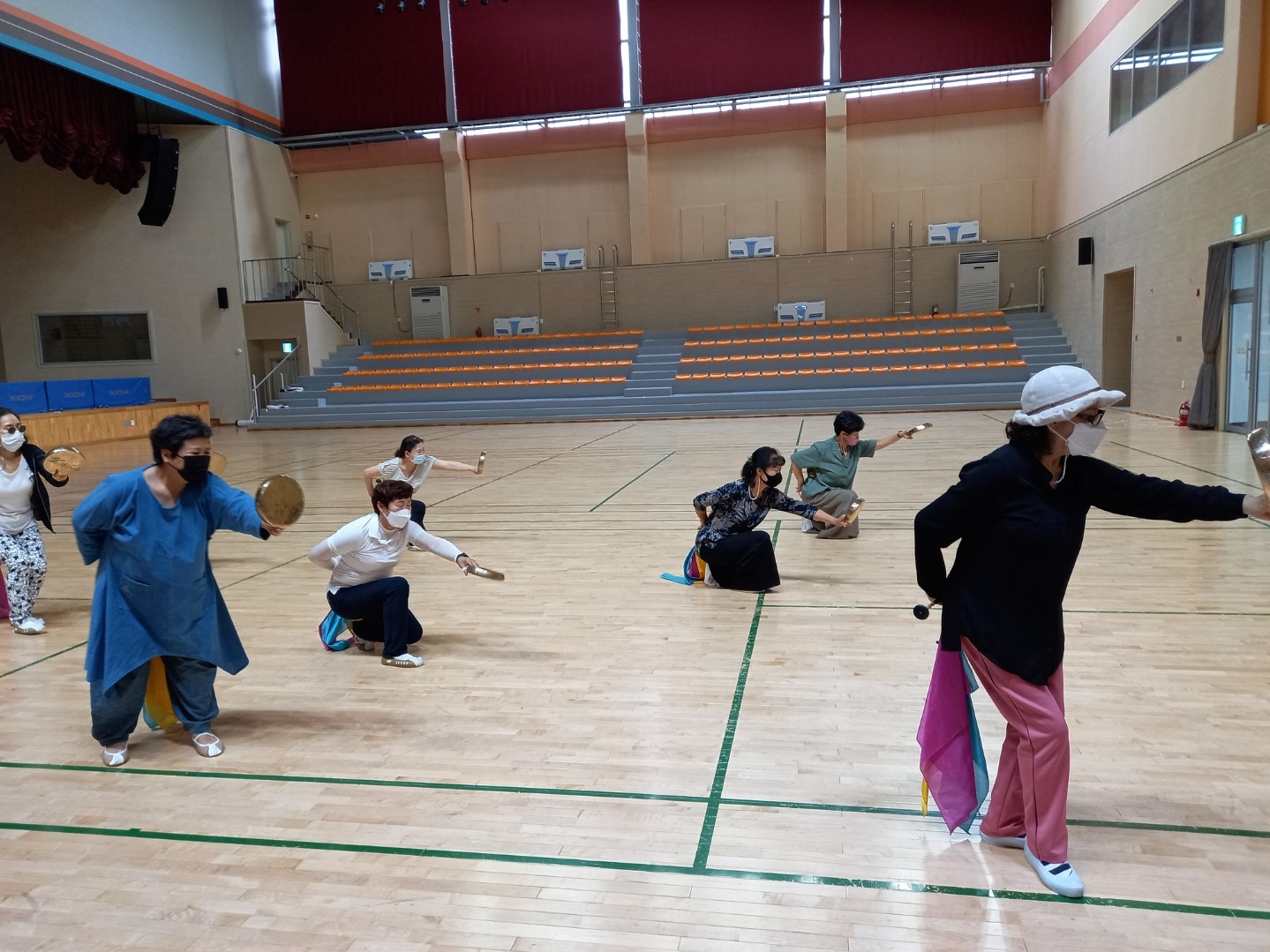 6.15 진쇠춤.jpg