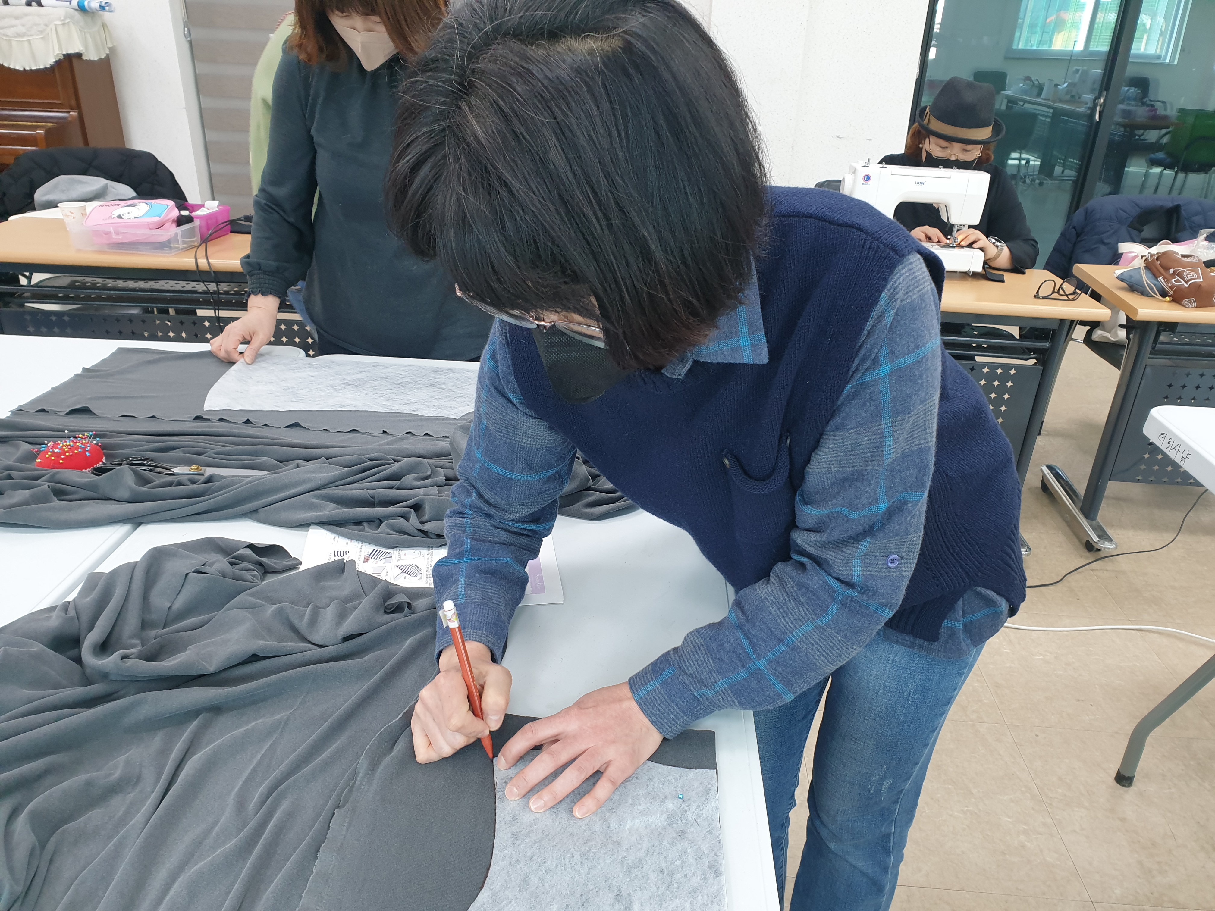 라운드 티셔츠 재단.jpg