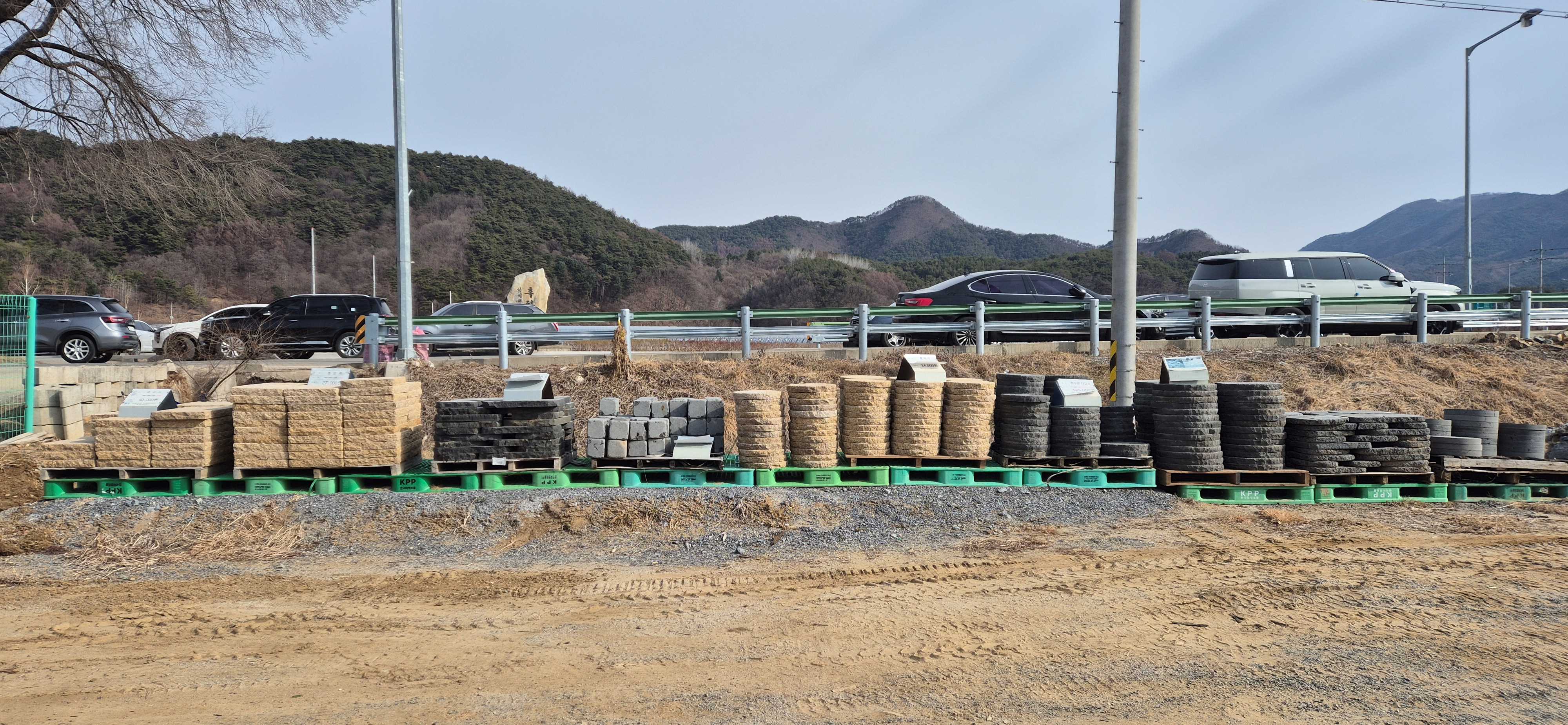 디딤석 사진전경.jpg